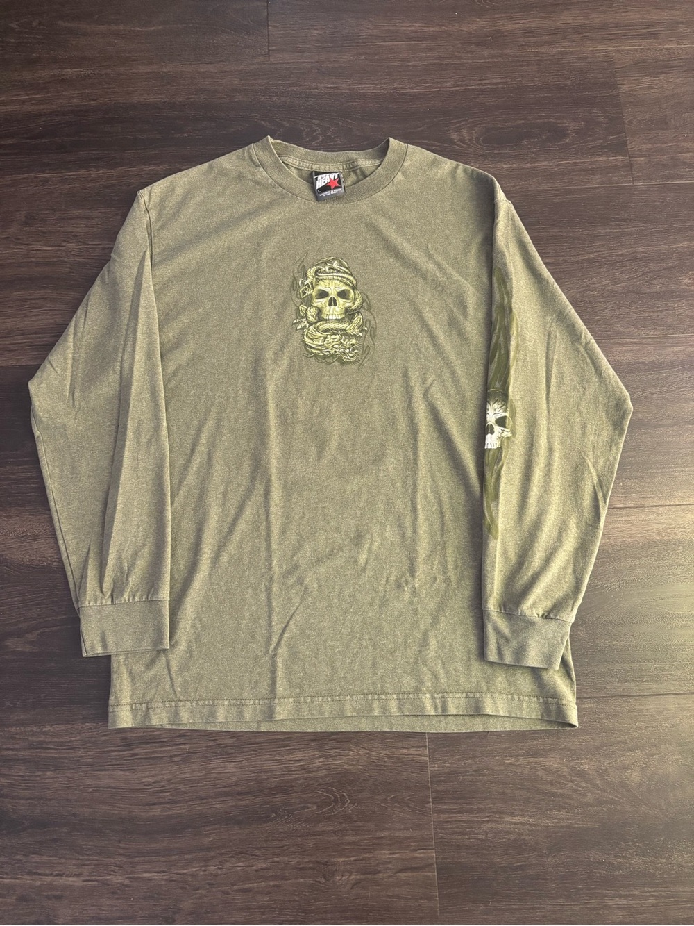 Vintage Y2K Top Heavy Skull Long Sleeve Shirt Size L